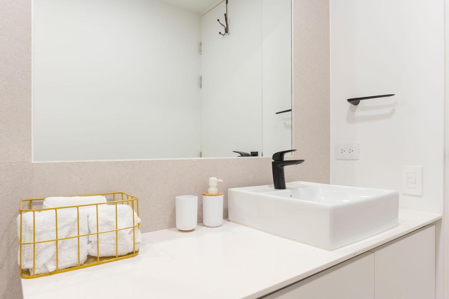 Brand New 1 Bed Loft With Spectacular City View San Jose  Bagian luar foto
